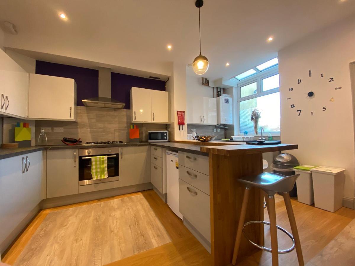 77 Underwood Lane Apartment Крю Екстериор снимка